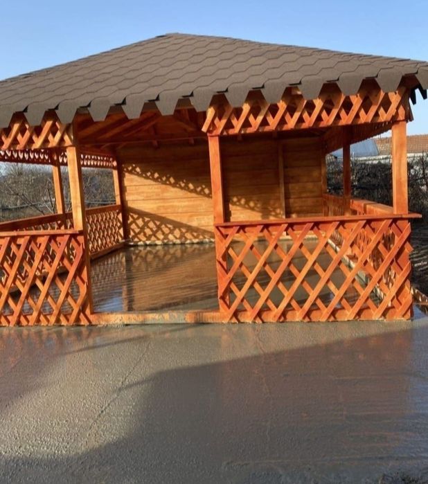 Foisoare , case si terase din structura de lemn de diferite modele si