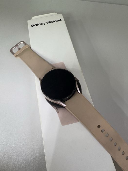 Samsung Galaxy Watch 4-40 mm ( лот:692148 ) Экибастуз,Ауэзова 36
