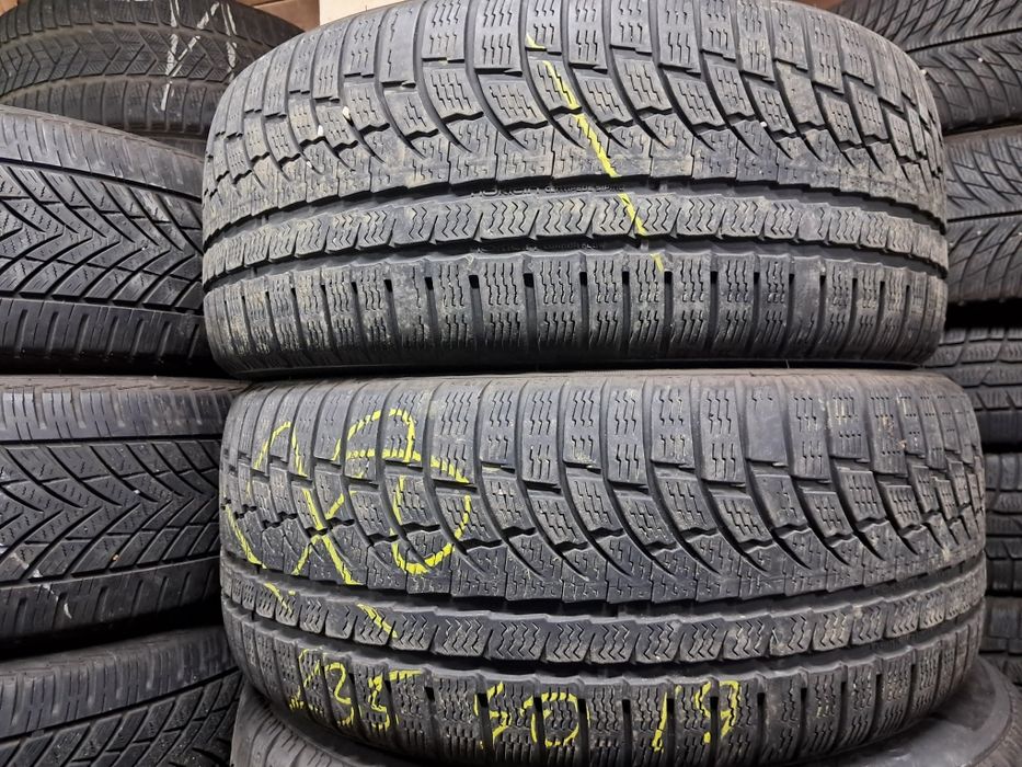 Anvelope second iarna 235 40 R19 Nokian