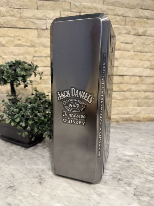 Cutie metalica Jack Daniel's