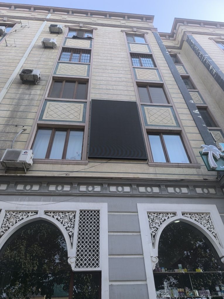Монитор , катта экран , реклама учун кулай 3*2 размер