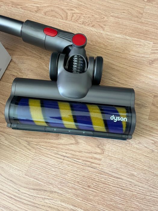aspirator dyson v15s detect absolute/ nou / laser /