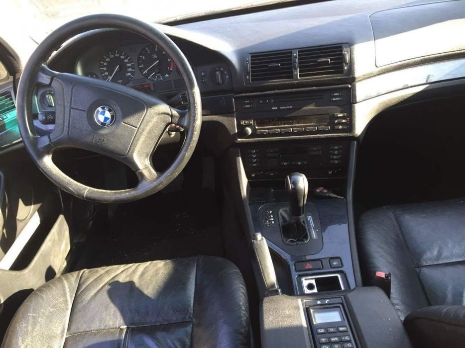 Dezmembrez toata gama bmw 1998-2013