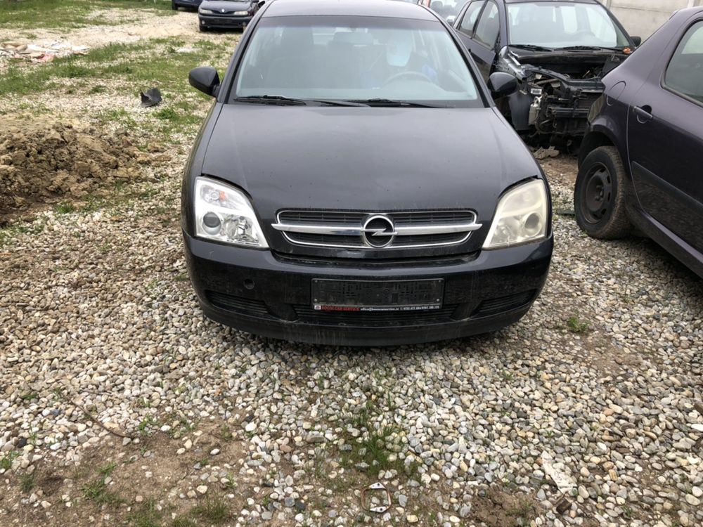 Dezmembrez Opel Vectra C 2003-2008 stare perfecta