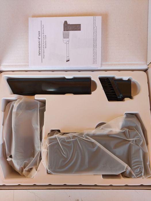 Aspirator si suflanta 2 in 1