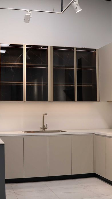 Кухонные гарнитуры различного размера и исполнения. ГАРАНТИЯ КАЧЕСТВА.