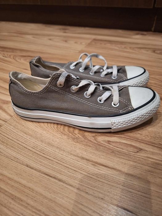 маратонки Converse