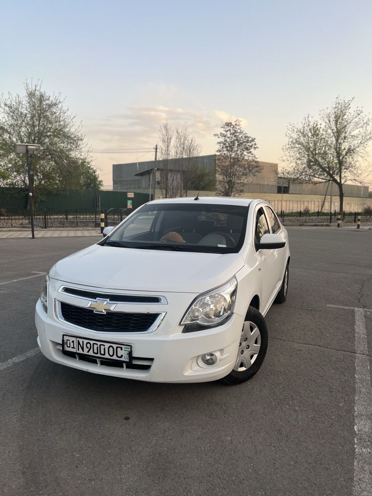 Cobalt 2020 oq sotiladi
