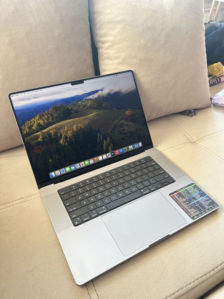 MacBook M1 Pro 16”