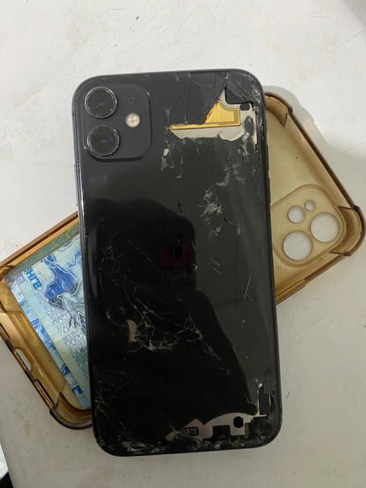 Айфон 11 128гб айфон