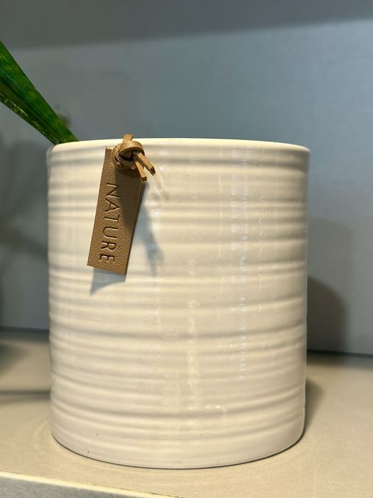 керамични саксии за растения