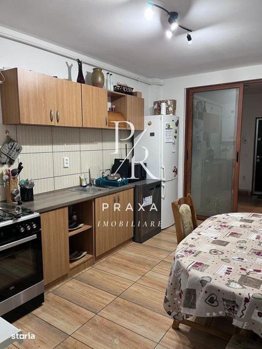 Apartament o camera decomandata, 38 mp, parcare, zona Sesul de sus!