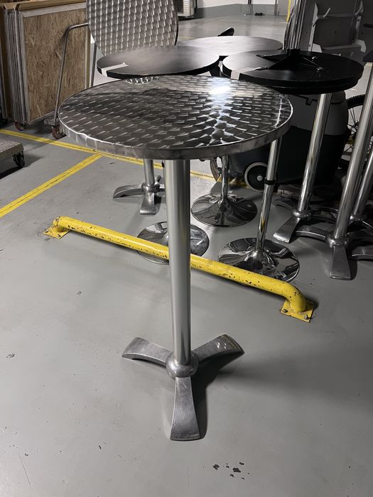 Коктейлна маса тип “Щъркел”