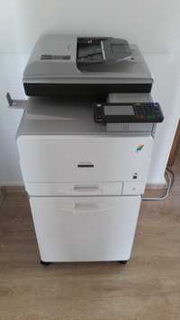 Inchiriem multifunctionale RICOH