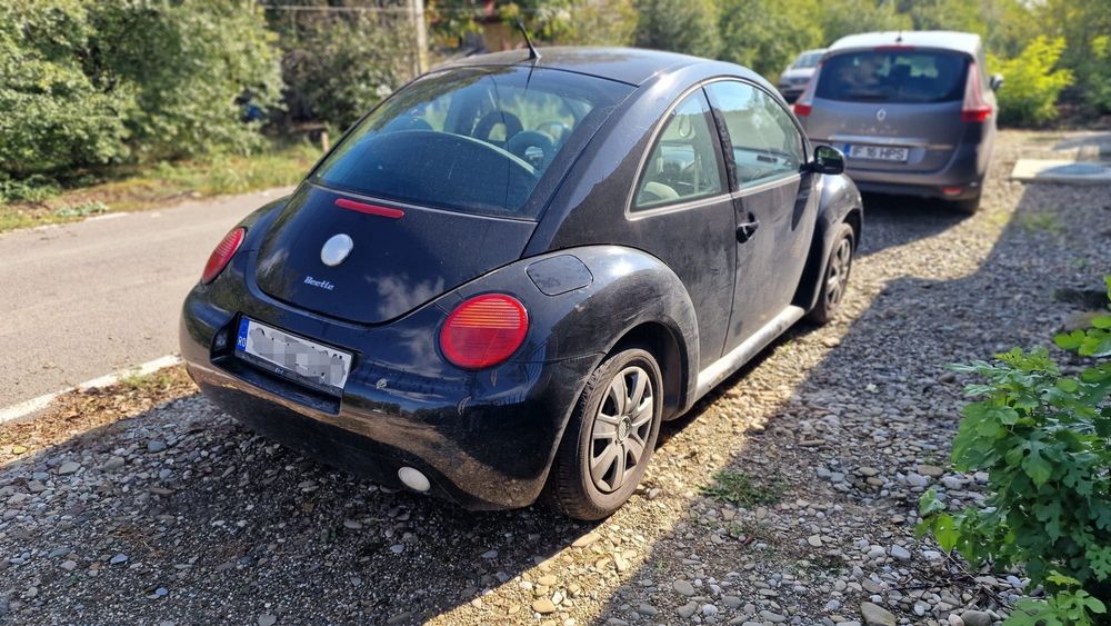 Volkswagen New Beetle Avariat