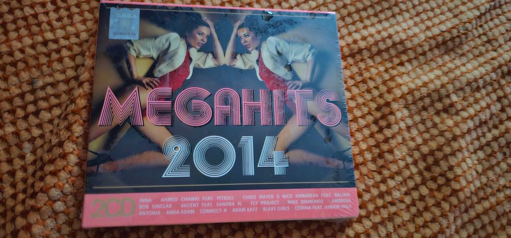 2 cd muzica sigilat Mega Hits 2014 (2014)