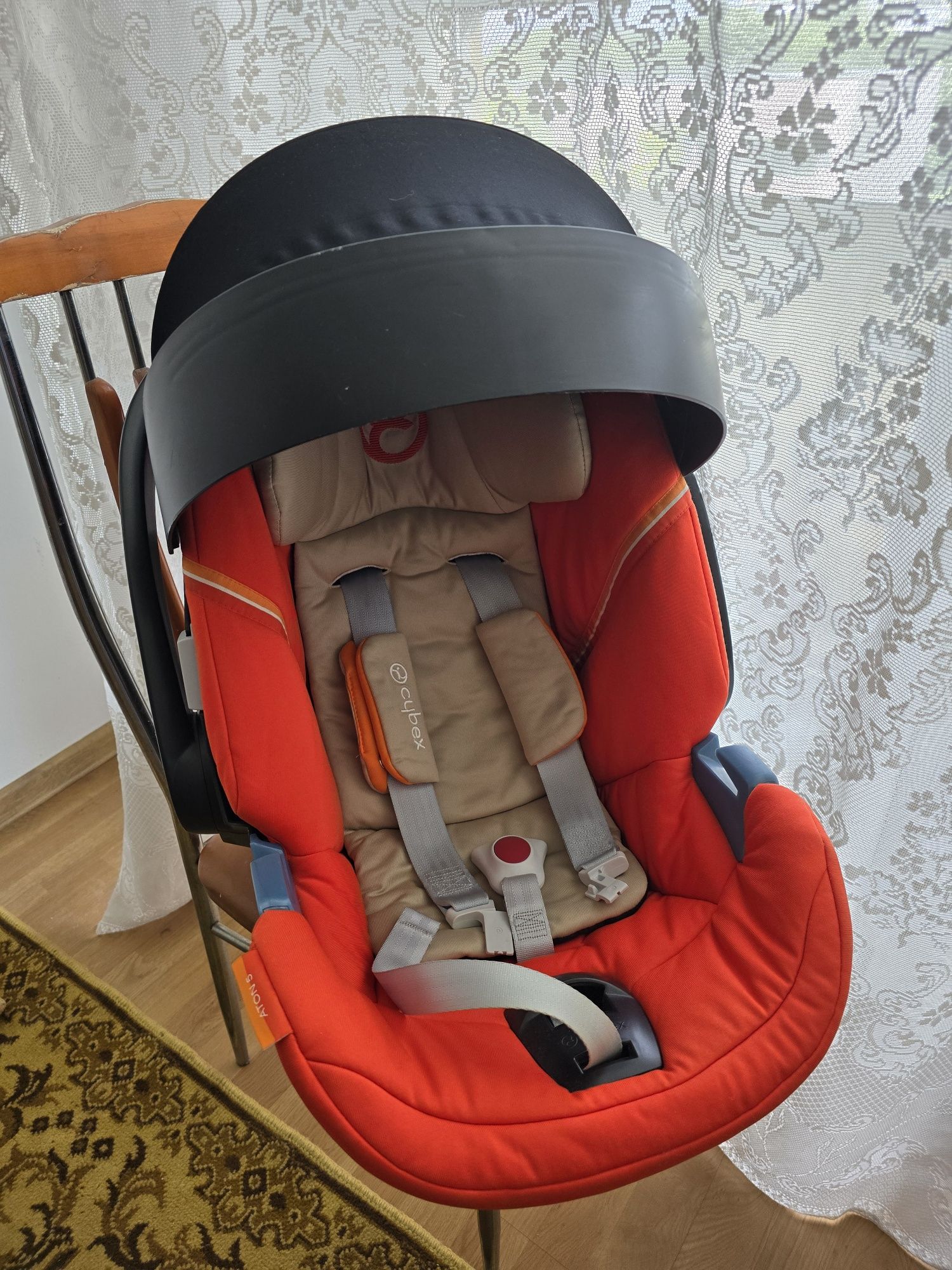 Scoica Cybex Aton 5 bebe bebelusi 0-13kg