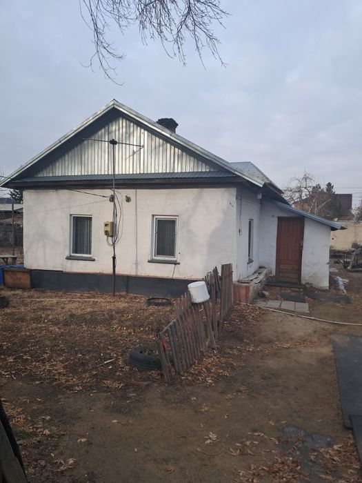 Продам дом. В районе Лесозавод.