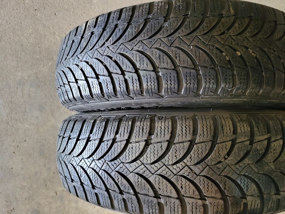 2 anvelope 175 70 R 14 Nexen iarna