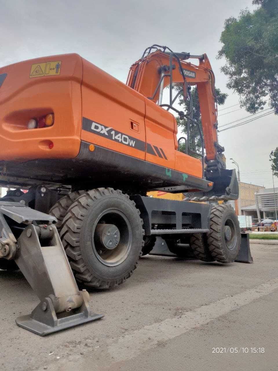 Колесный экскаватор модель DOOSAN DEVELON марка DX140W новый 2024года