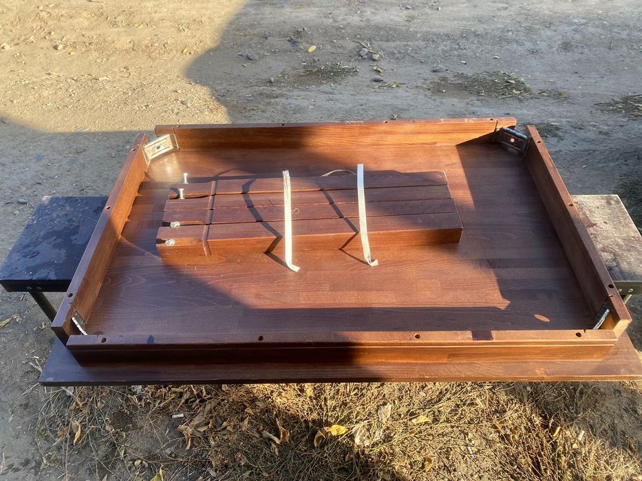 Продам польский кухонный стол