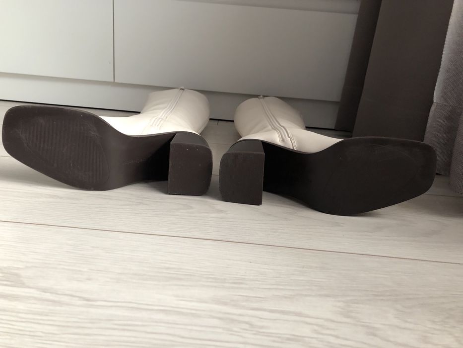 Дълги ботуши Stradivarius