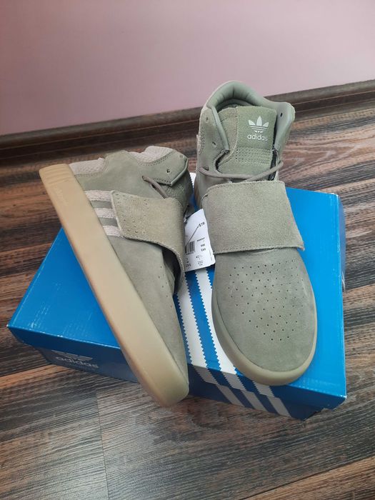 НОВИ кецове Adidas Originals