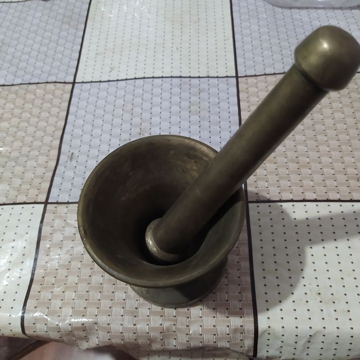 Продам бронзовую толкушку