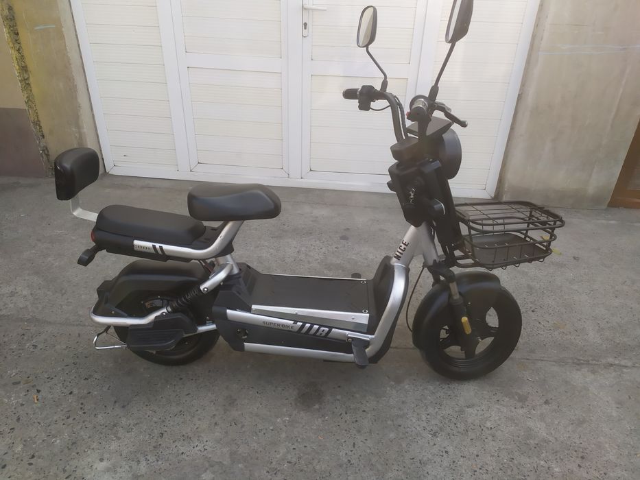 Assalomu alaykum skuter sotiladi xolati yaxshi