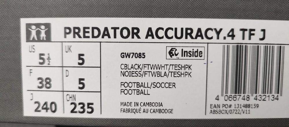 Ghete fotbal sintetic NOI Adiadas Predator Accuracy marimea 38