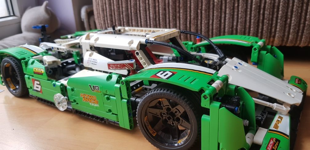 Lego Technic masina mare