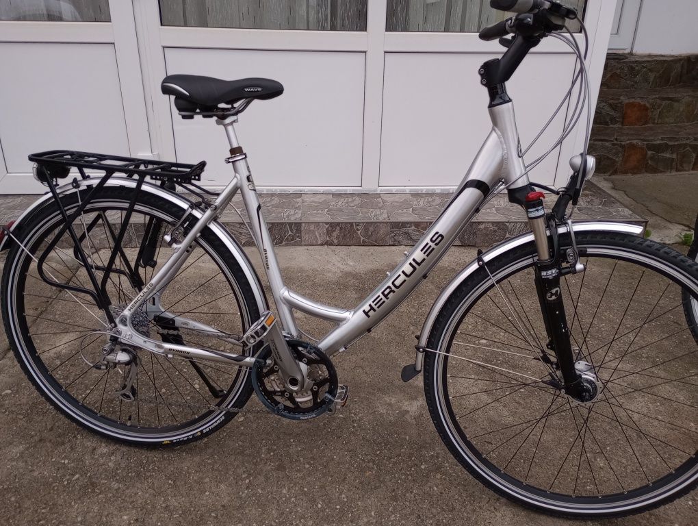 Bicicleta/biciclete dama roti 28 noi