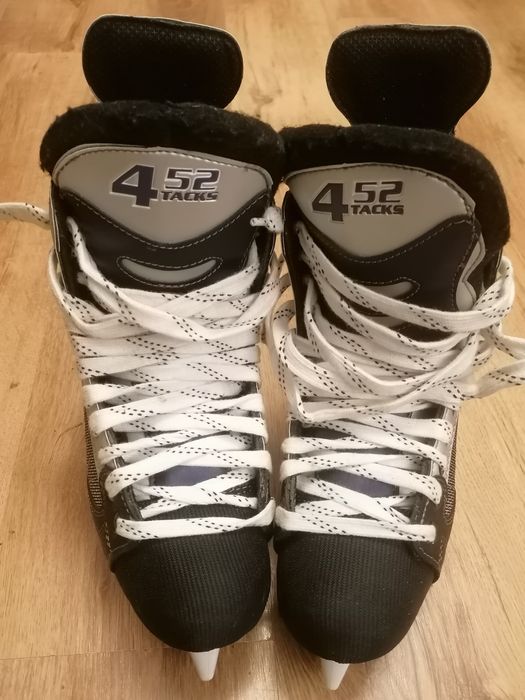 Patine hockey hochei CCM Tacks 4.52 bauer patinaj gheata