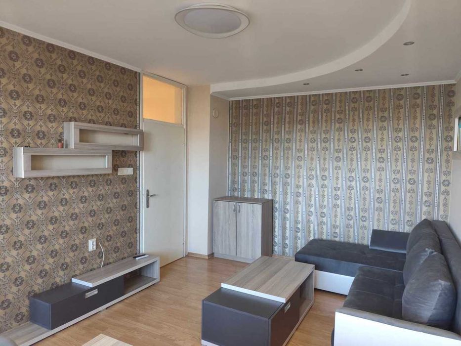 Дава се под наем Двустаен апартамент в Пловдив, Въстанически - 68 кв.м за 300 € - Снимка #2