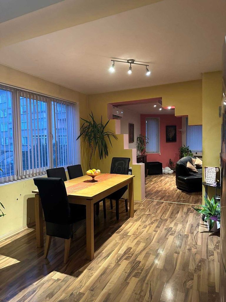 Продава се Етаж от къща в Горна Оряховица - 158 кв.м за 855 €/кв.м - Снимка #1