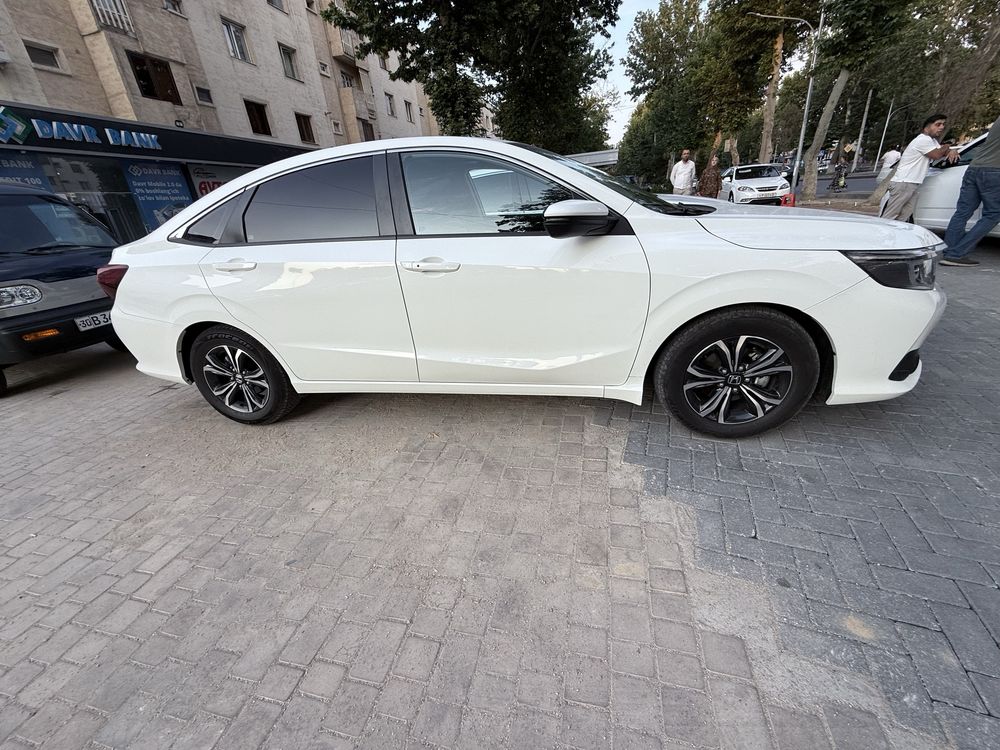 Honda crider 2023 yil