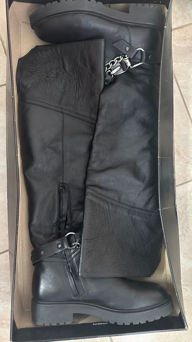 Чизми от естествена кожа