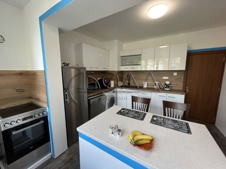 Продава се Тристаен апартамент в София, Света Троица - 85 кв.м за 2800 €/кв.м - Снимка #10
