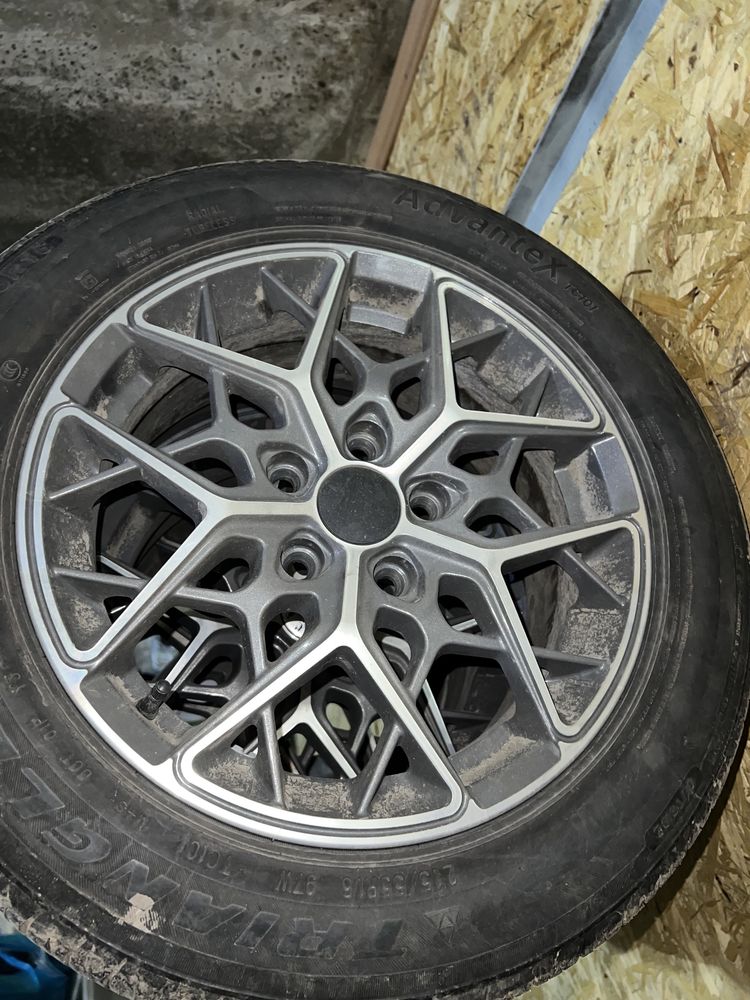 Продам комплект дисков R16 разболтовка 5*112