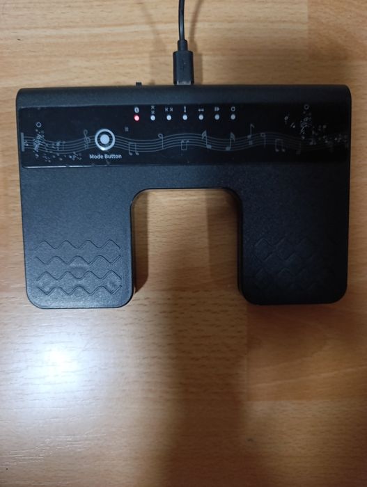 Музикален Bluetooth педал / контролер SR-F300 за музиканти