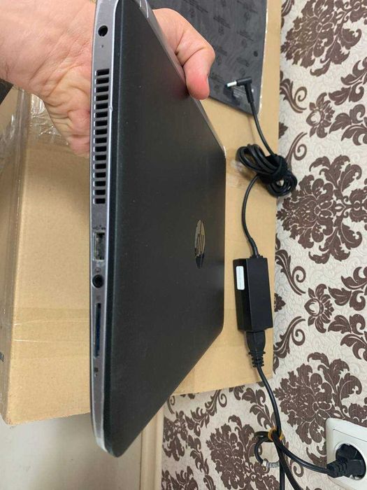 Лаптоп HP ProBook 430 G3, 8 RAM, 128 SSD, Windows 11