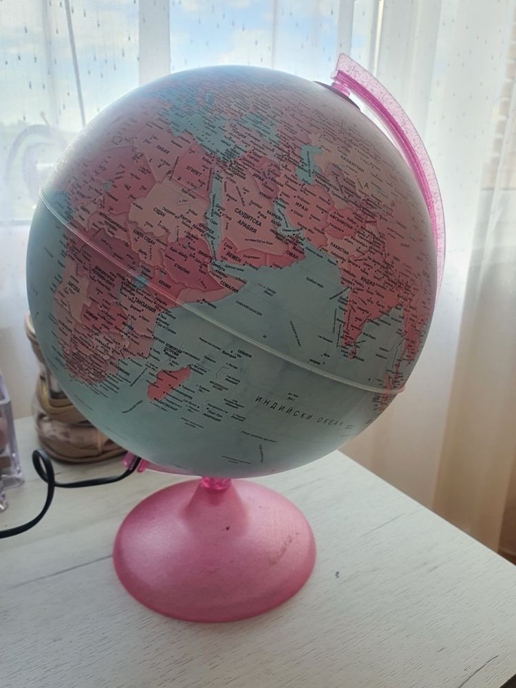Глобус нощна лампа