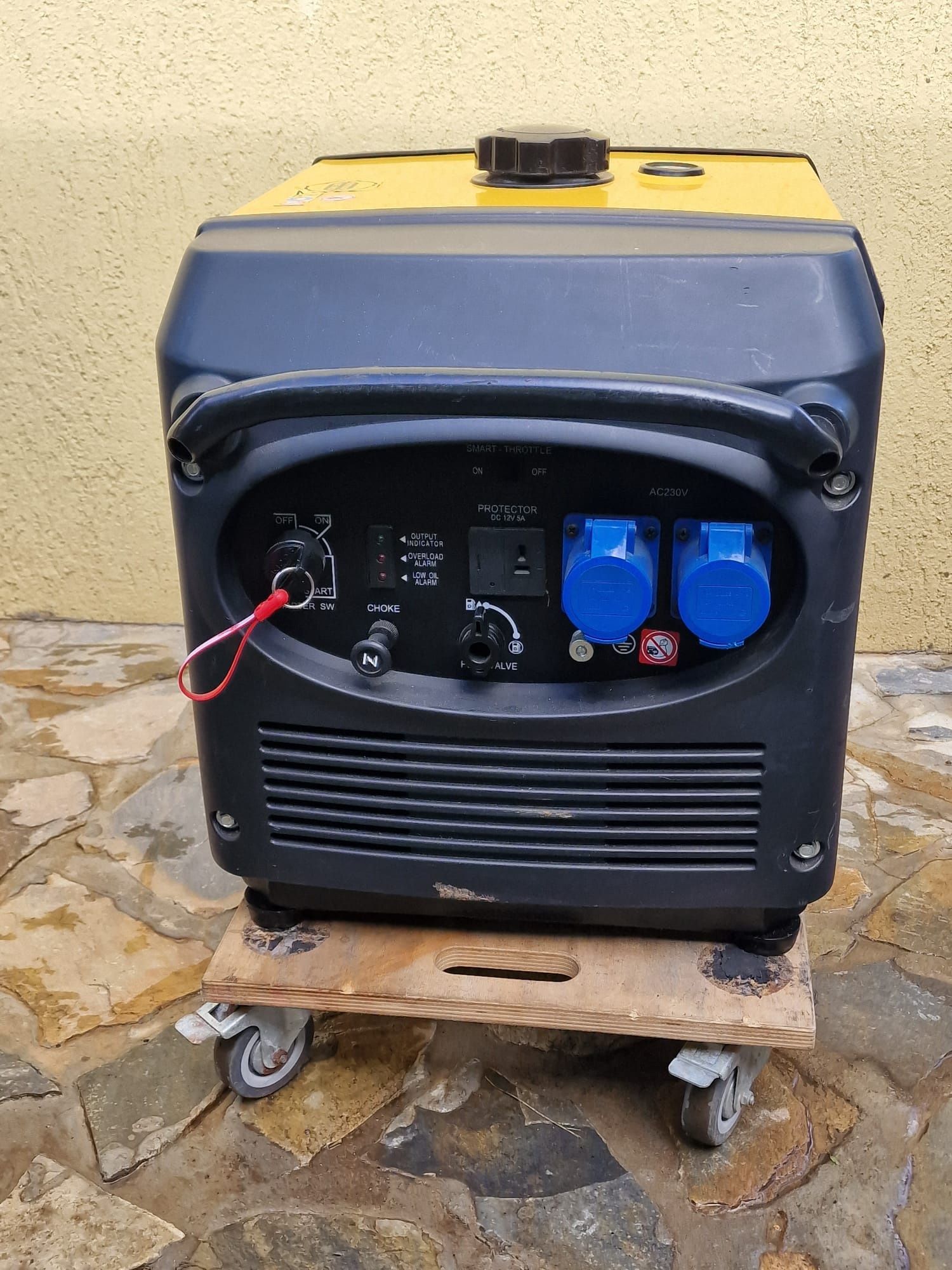 Generator Kipor Inverter 3 Kw, pornire automata și manuala;