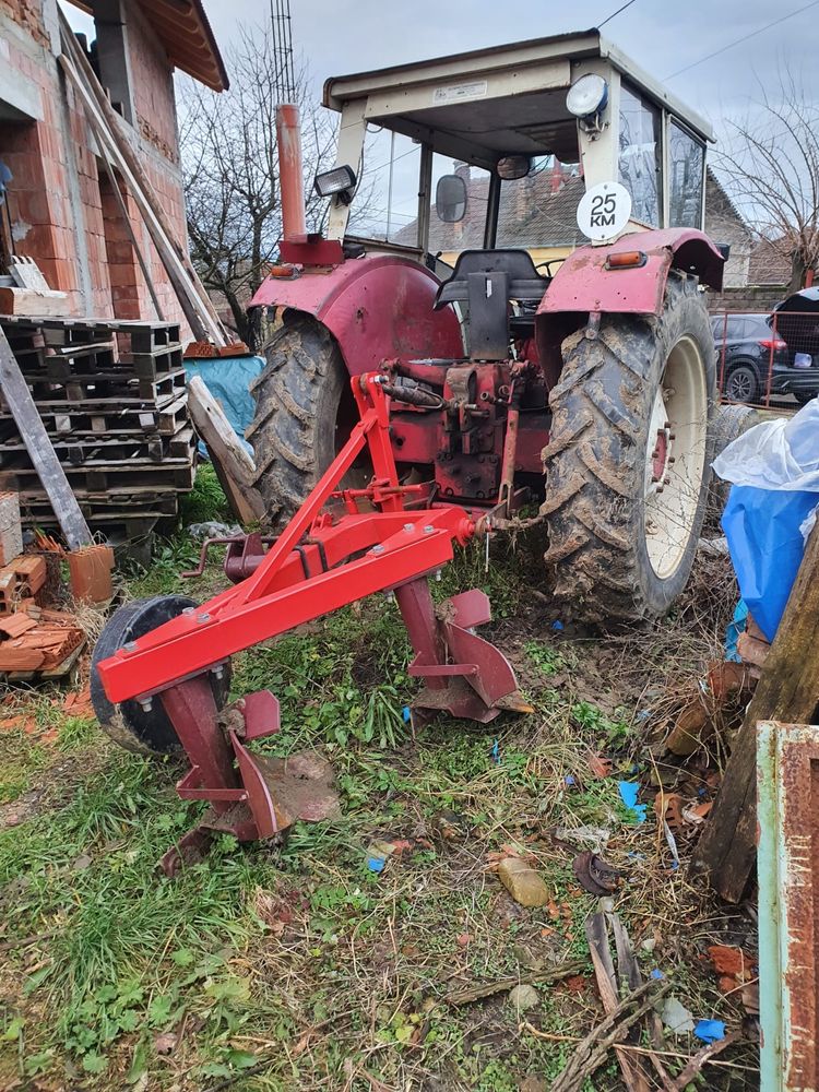 Vand tractor international 624