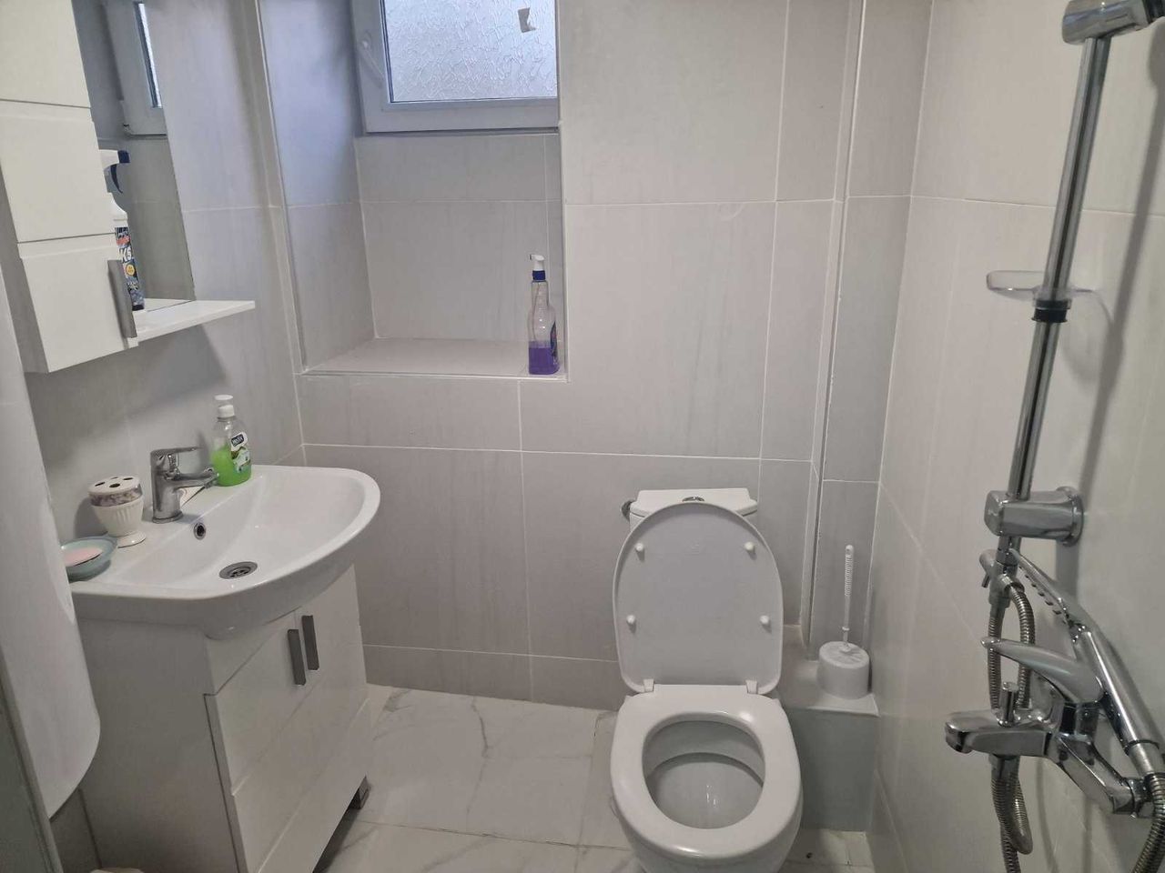 Продава се Къща в Казанлък - 160 кв.м за 1371 €/кв.м - Снимка #10