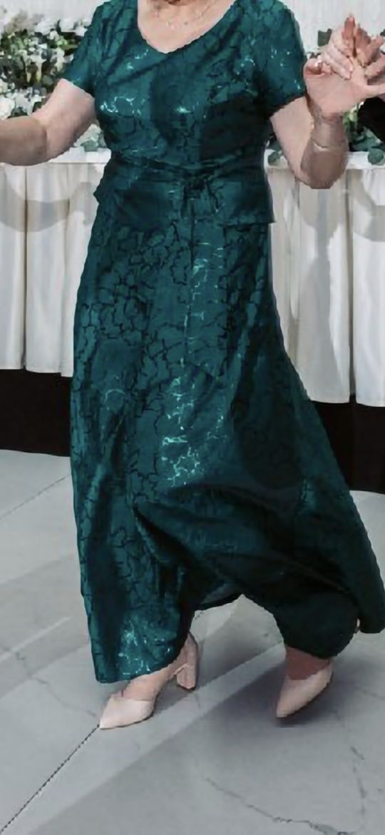 Rochie lunga evenimente