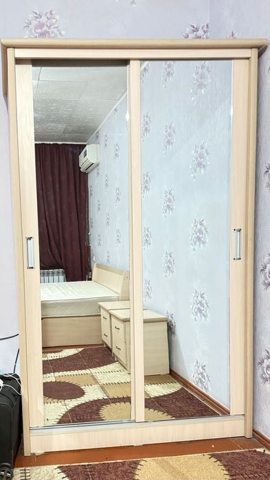 Спальный гарнитур Б/У