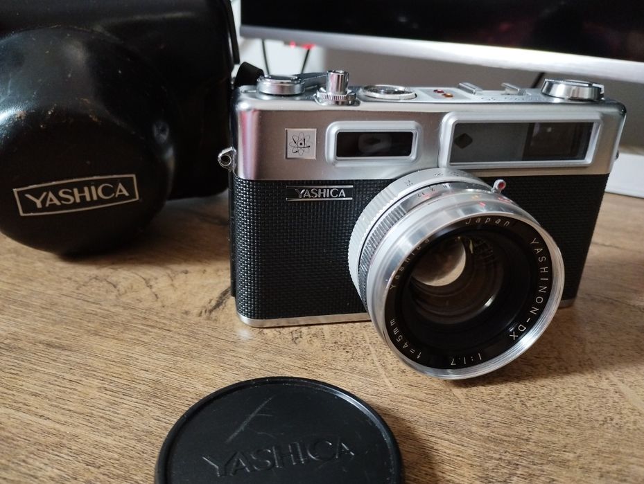 Yashica Electro 35