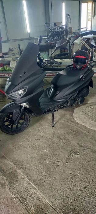 Скутер BasMoto 0.49см3