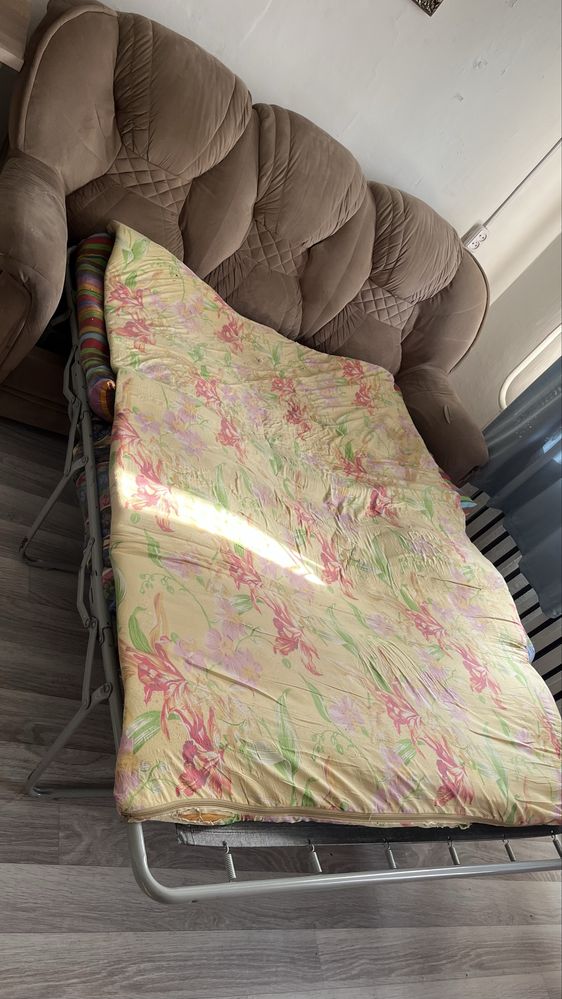 Продам диван раскладной